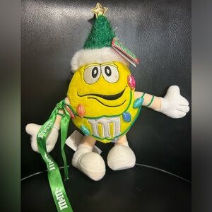 Galerie Mars Christmas Tree Holiday Yellow Peanut MM Plush Character 2003